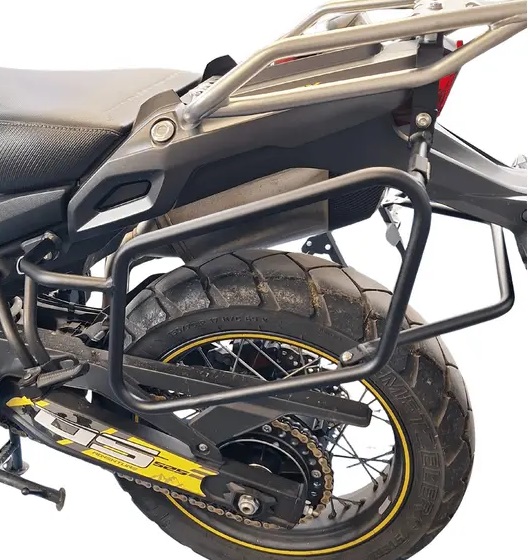 Side rack for Voge DS525X #motoaccessories #customworld #voge #ds525x